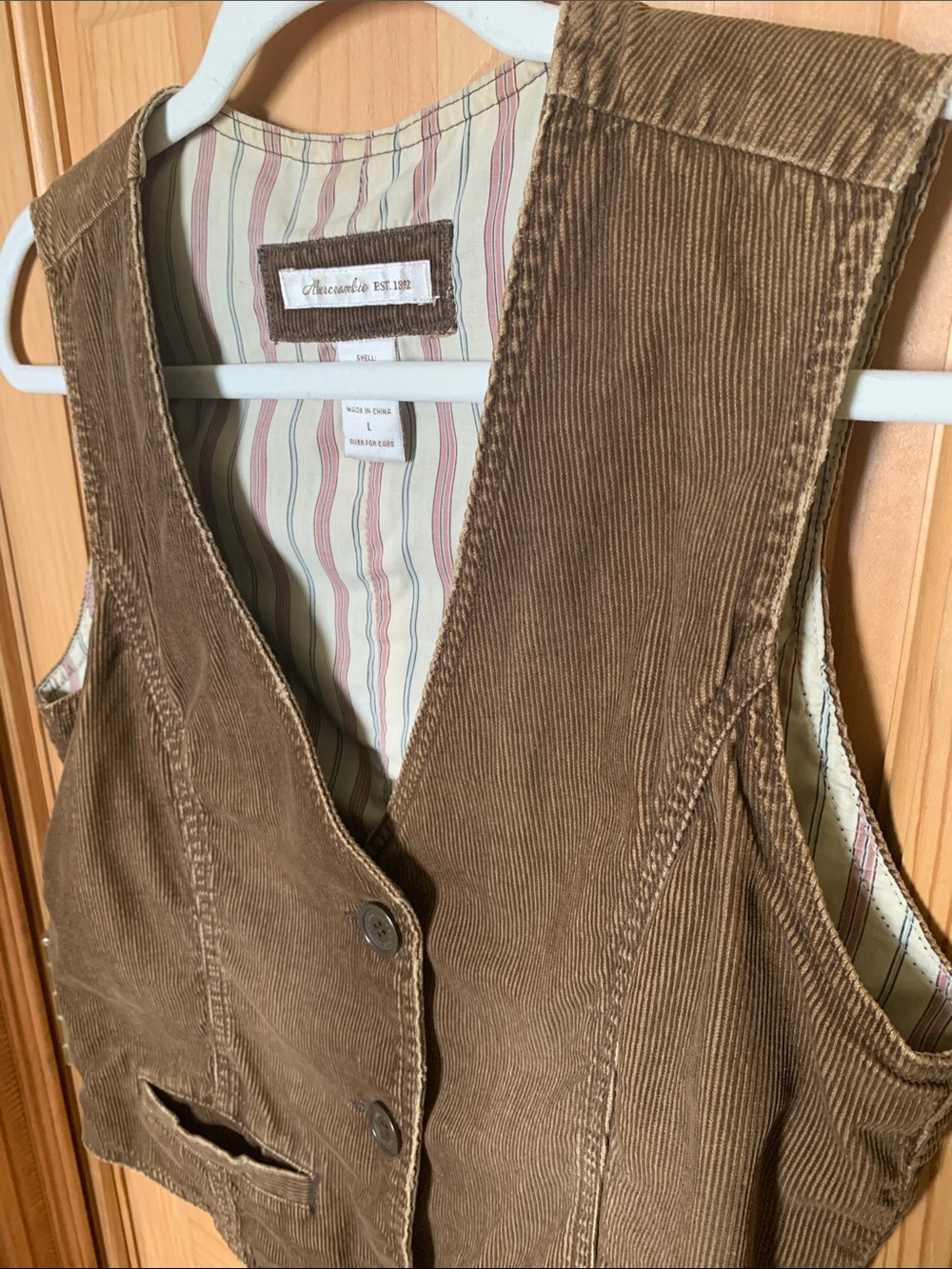 🌥️ Vintage Abercrombie Corduroy Western Style Vest 🌥️ - Picture 3 of 6